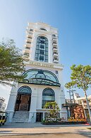 Grand Luxury Hotel Ninh Chu