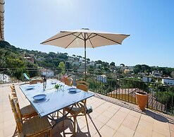 Villa on Costa Brava With Pool & Sea Views