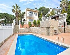 Sea and Mountain View Villa With Pool