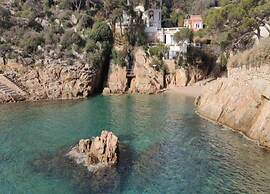 Studio in Spain Near Beach & Mountain Views
