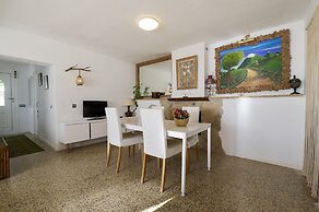 Villa in Costa Brava With Sea Views & Pool