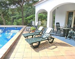Villa in Costa Brava With Private Pool