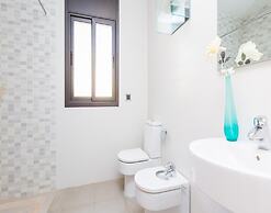 Villa in Costa Brava With Private Pool & Sea View