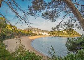 Villa in Lloret de Mar With Private Pool
