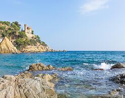 Villa in Lloret de Mar With Private Pool