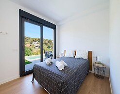 Villa in Lloret de Mar With Private Pool