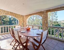 Serene Villa With Yard in Lloret de Mar