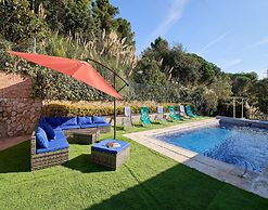 Serene Villa With Yard in Lloret de Mar