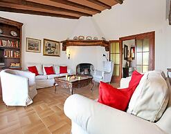 Villa in Llafranc With Pool & Beach Views