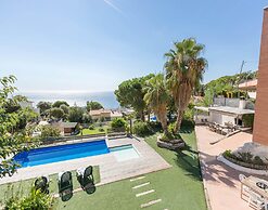 4-bedroom Villa in Lloret de Mar