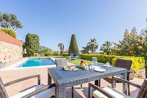 Villa in Blanes With Pool and Beach Views
