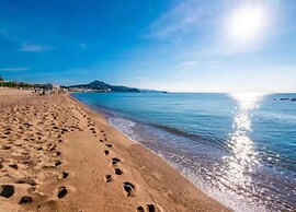 Villa in Blanes With Pool and Beach Views