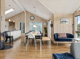 5 Star Holiday Home in Albaek