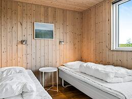 5 Star Holiday Home in Albaek