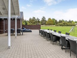 5 Star Holiday Home in Albaek