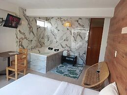 Jacuzzi Spa Cusco Hotel