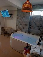 Jacuzzi Spa Cusco Hotel