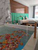 Jacuzzi Spa Cusco Hotel