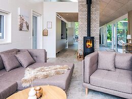 5 Star Holiday Home in Glesborg