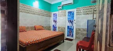 DhamStay Hotel Glory Near Golden Beach