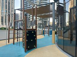 Luxury 1BR 5 star Apt Burj Khalifa View