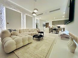 Luxury 1BR 5 star Apt Burj Khalifa View