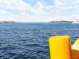 2 Person Holiday Home in Hono