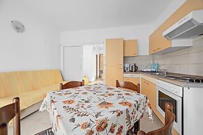 Seaside Apartment in Rab