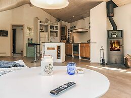 6 Person Holiday Home in Spottrup