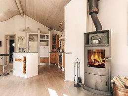 6 Person Holiday Home in Spottrup