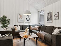 5 Star Holiday Home in Lokken