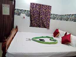 DhamStay Hotel Pranab Sadan Near Beach