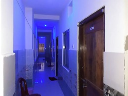 DhamStay Hotel Pranab Sadan Near Beach