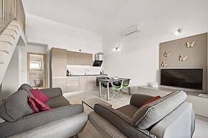 Sea View Vacation Apartment in Cres