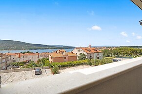 Sea View Vacation Apartment in Cres