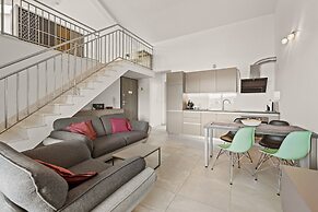 Sea View Vacation Apartment in Cres