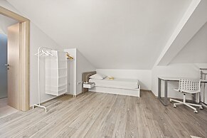 Sea View Vacation Apartment in Cres