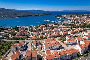 Sea View Vacation Apartment in Cres