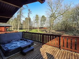 Forest Lodge