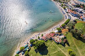 Studio Apartment, 250m From the Beach