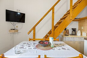 Studio Apartment, 250m From the Beach