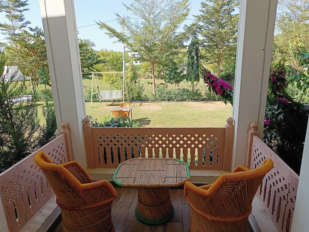 Brahma Heritage-Luxury Rooms with Pool