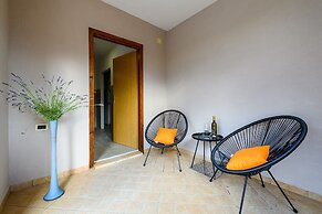 Spacious Apartment in Markoci
