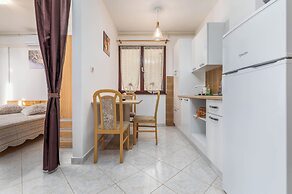 Lovely Relaxing Studio With Terrace