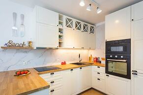 Apartment With Shared Swimming Pool