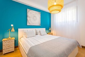 Apartment With Shared Swimming Pool