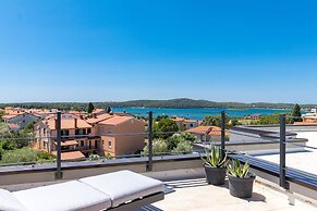 Furnished Penthouse With sea View