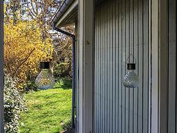 6 Person Holiday Home in Dannemare