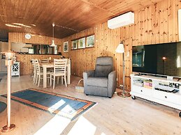6 Person Holiday Home in Dannemare