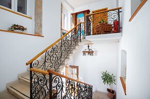 Sea-view Apartment With Terrace